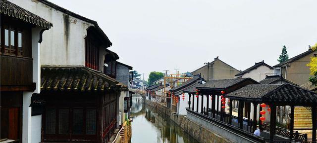 三色变形小怪